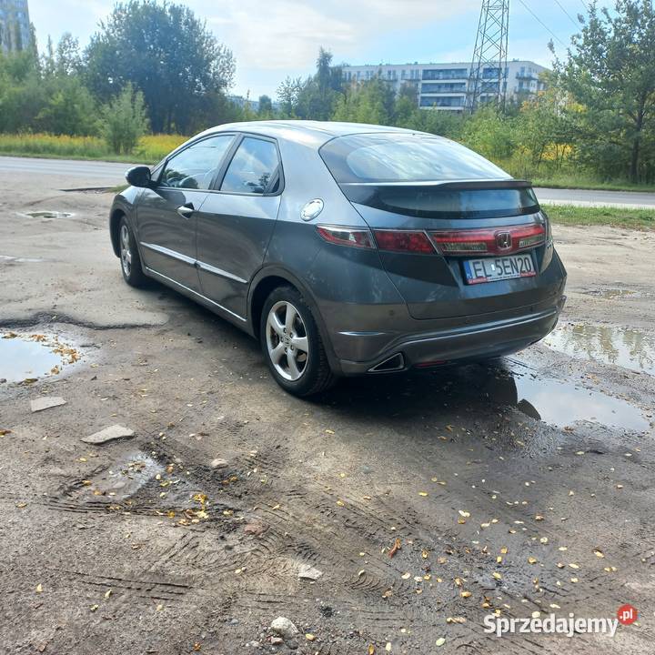 Honda Civic VIII UFO manualna Łódź