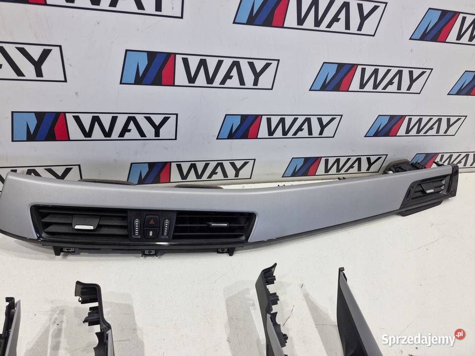 BMW X1 F48 LISTWY OZDOBNE WEWNĘTRZNE DEKORY sprzedam