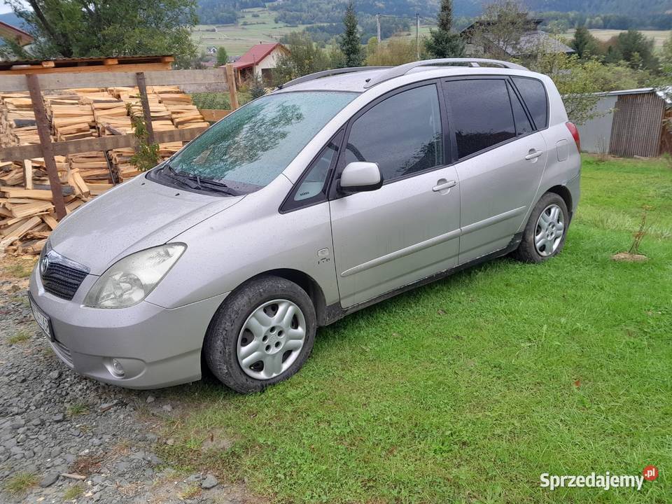 Sprzedam toyota Corolla verso Łętownia