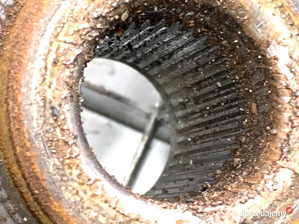 ZWROTNICA LEWY PRZÓD SKODA RAPID 16 115 osobowe Zwrotnice