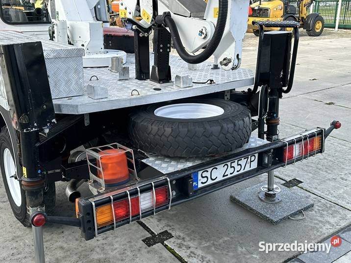 SAMOCHÓD SPECJALNYPODNOŚNIK KOSZOWY LAND ROVER Defender Tuliszków