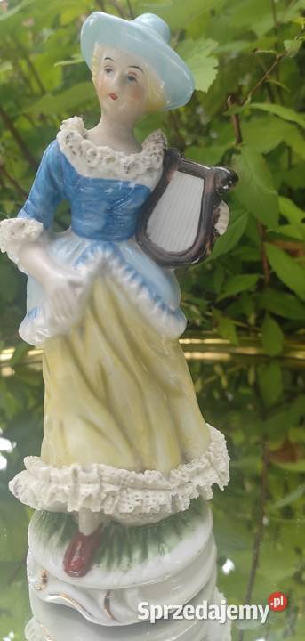 Vintage porcelanowa figurka wiktoriańska dama z Pabianice