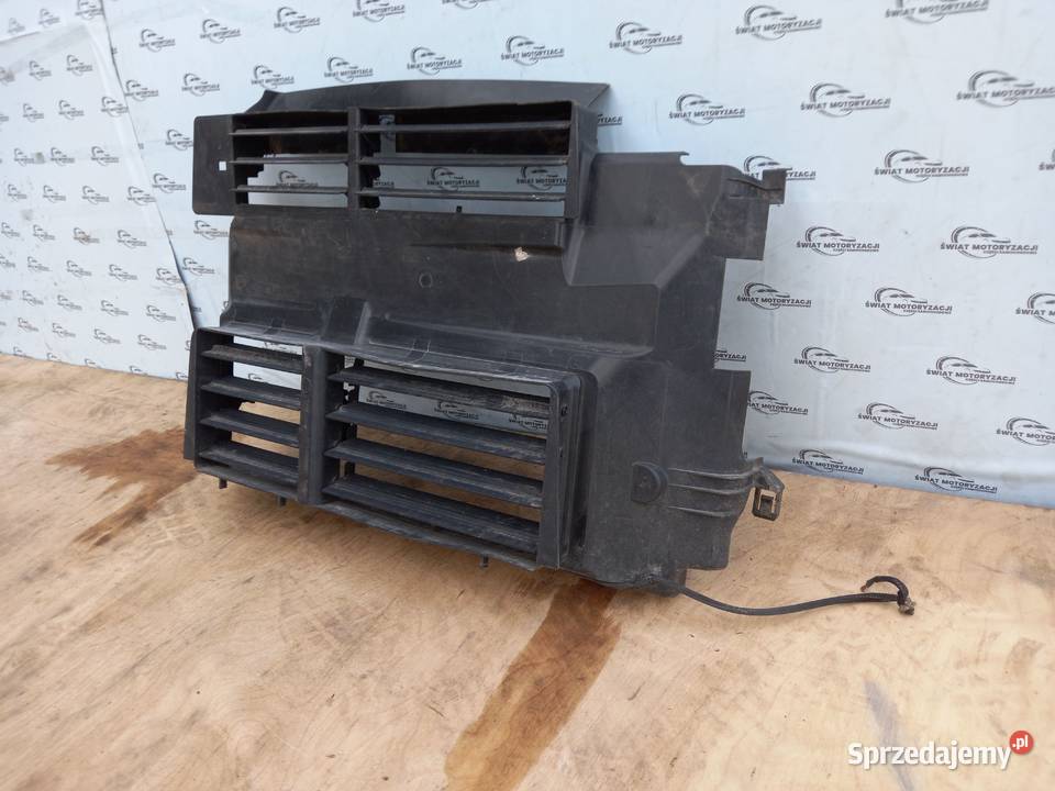FORD FOCUS MK3 III żaluzja kierownica powietrza osobowe Kielce