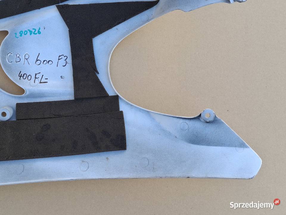 HONDA CBR 600 F3 OWIEWKA PRAWA BOCZEK PRAWY Bieleń