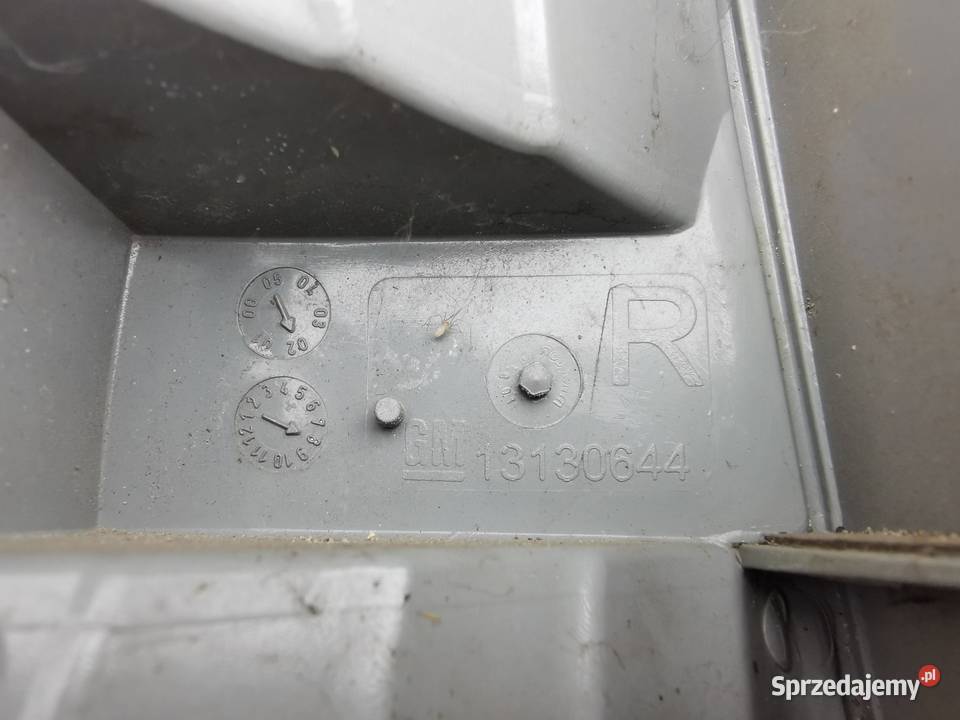 Lampa tył tylnia prawa rh opel vectra C sedan HB Rok produkcji 2002 wielkopolskie Sieraków