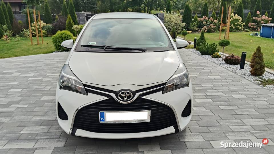 Toyota Yaris 2016 Polski Salon Zadbana Stan przyciemniane szyby Przewrotne