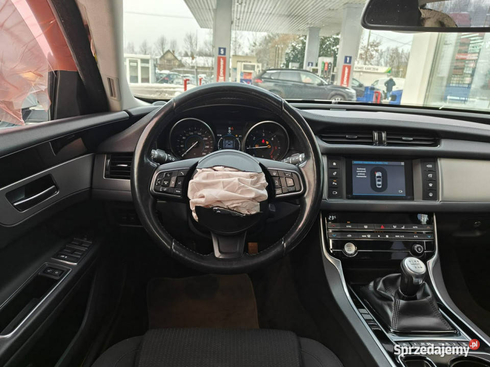 Jaguar XF X260 2015 1999cm3 XF Karczew