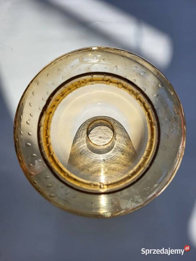 Klosze z czasów PRL lekko żółty miodowy kolor małopolskie Kraków