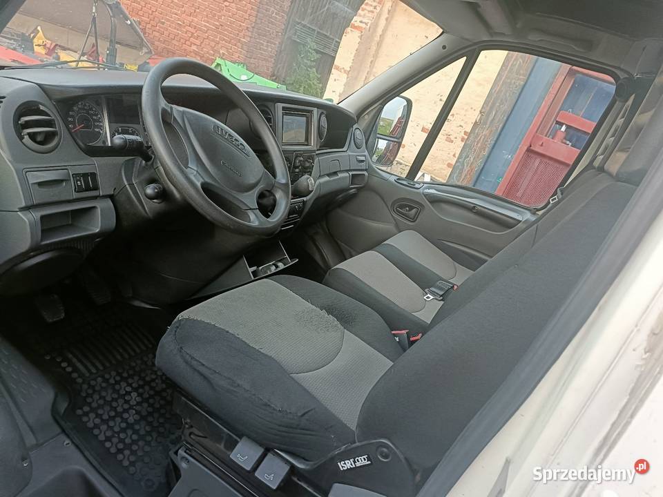 30 Iveco Daily 40C15 do 35t na blizniaku hak 150KM Racibórz