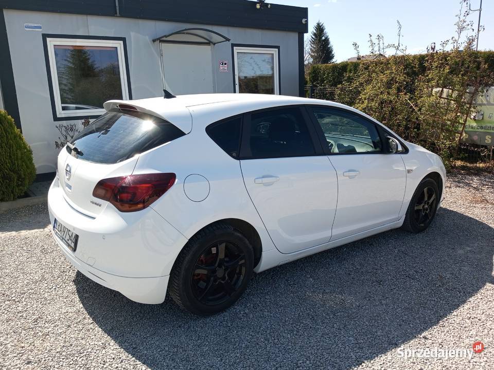 Opel Astra OPC Line 16 turbo benzyna 180