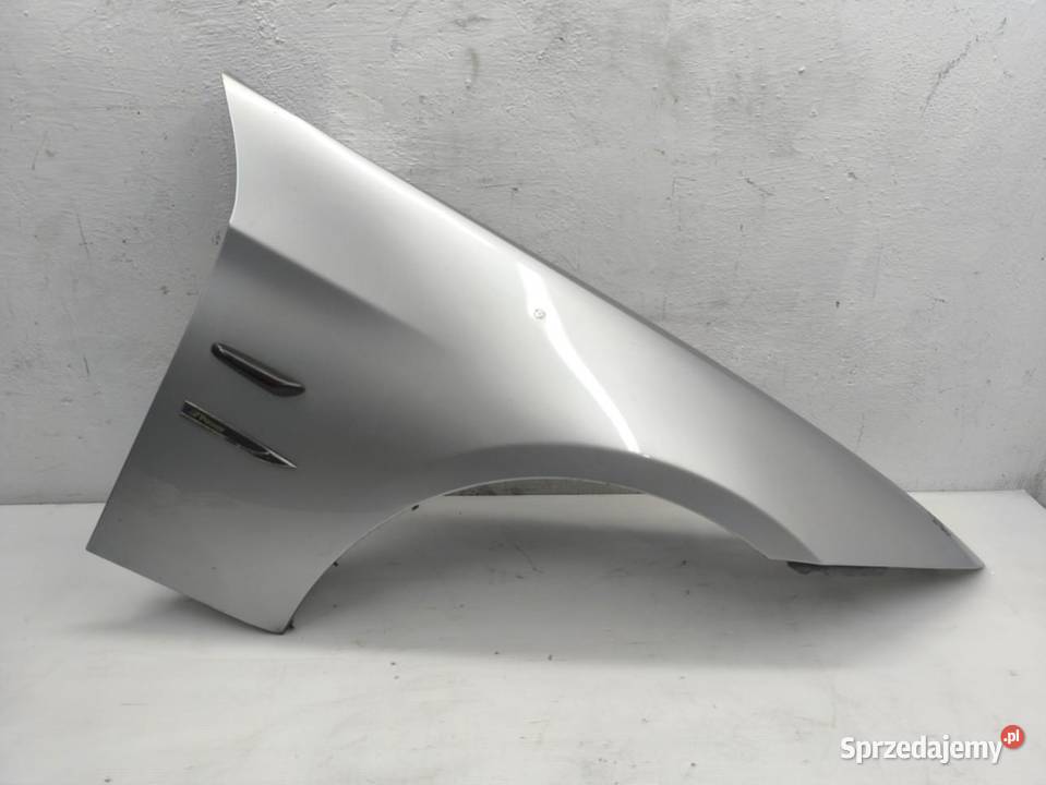 BŁOTNIK PRAWY PRZÓD BMW E90 20D TITANSILBER