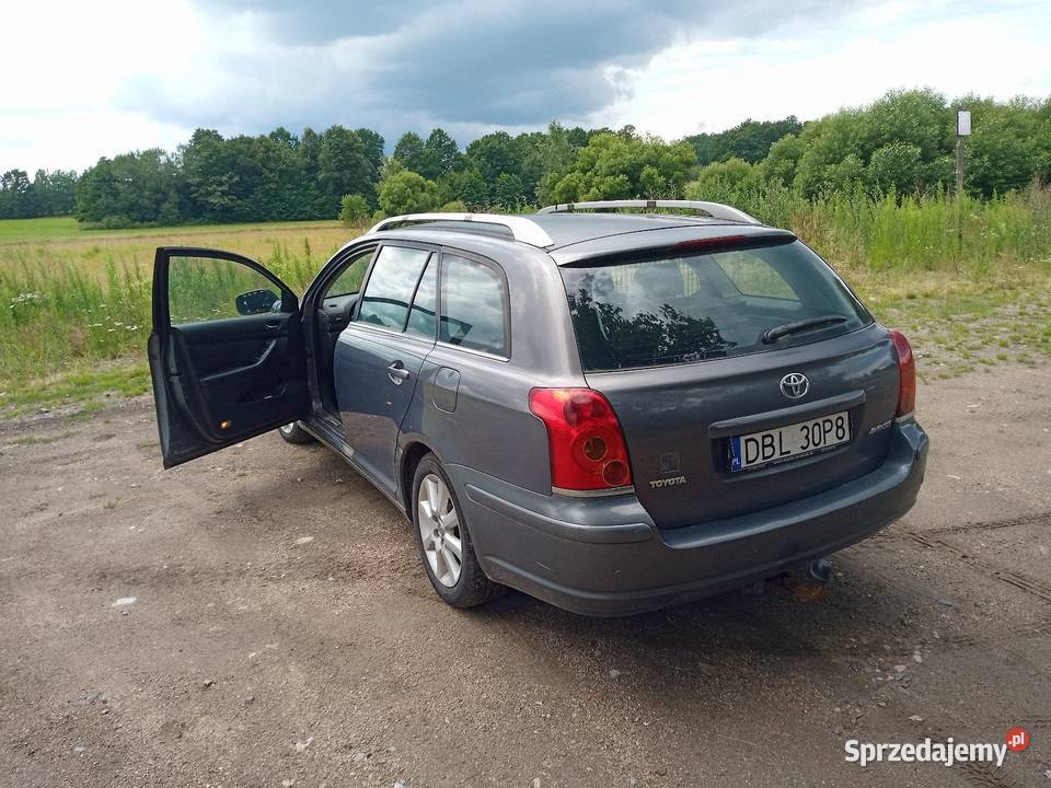 Toyota Avensis 18 16v 1800cm3 Jelenia Góra sprzedam