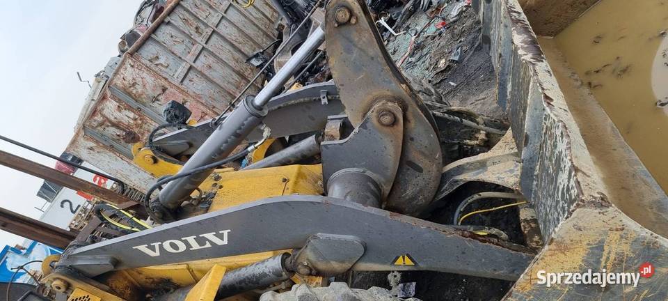 RAMIE ŁADOWARKA VOLVO L35BZ L35B 2013 kujawsko-pomorskie Lipno sprzedam