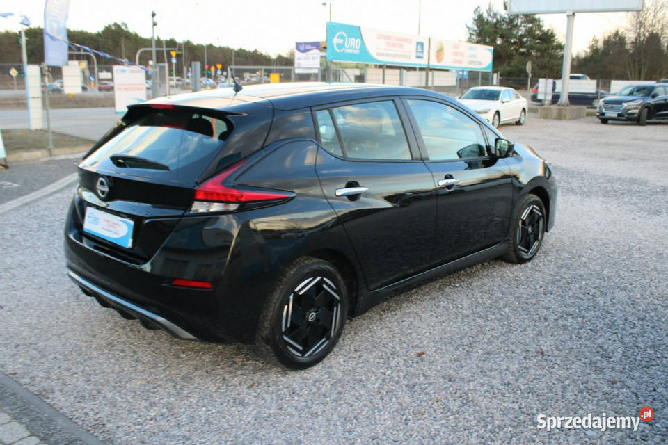Nissan Leaf 40khw Acenta 66 Kw 150HP wielofunkcyjna kierownica Motoryzacja