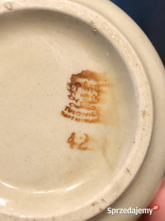 Kubki barowe PRL Tułowice koloru beżowego zestaw Kielce