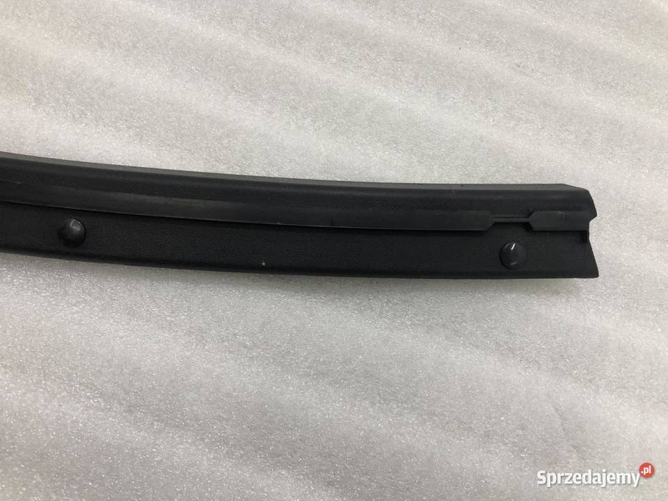 LISTWA BŁOTNIKA LEWA 55396053AB GRAND CHEROKEE