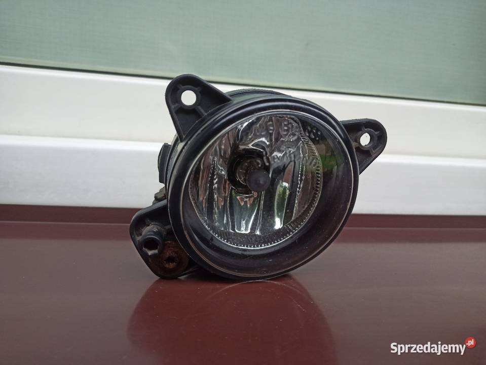 VW Transporter T5 Skoda Fabia II halogen lewy łódzkie Sieradz