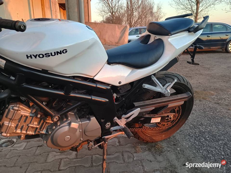 Hyosung 650 GT 2011r Rok produkcji 2011 kujawsko-pomorskie Inowrocław