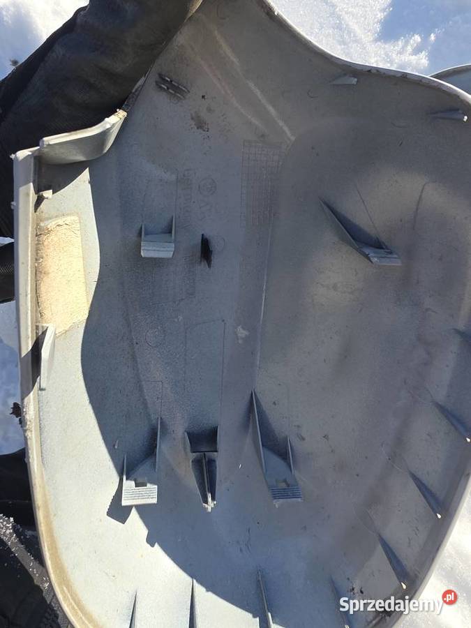 Obudowy lusterek BMW E90818287 LCI