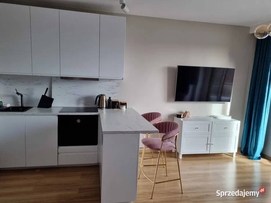 2 pokoje z klimatyzacją i dostępem do siłowni własność