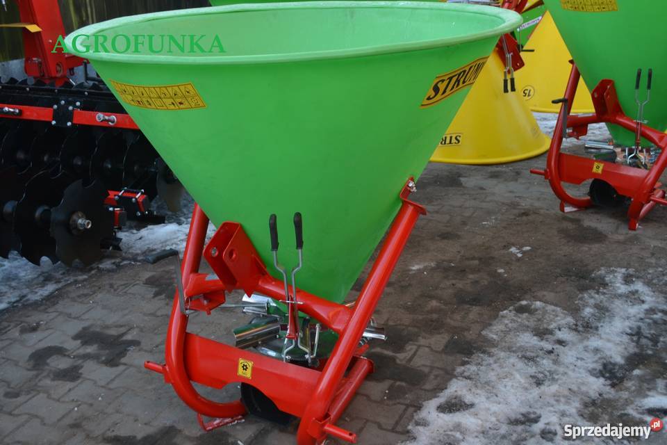 Rozsiewacz lejek lej jednotarczowy Strumyk 500L Władysławowo sprzedam