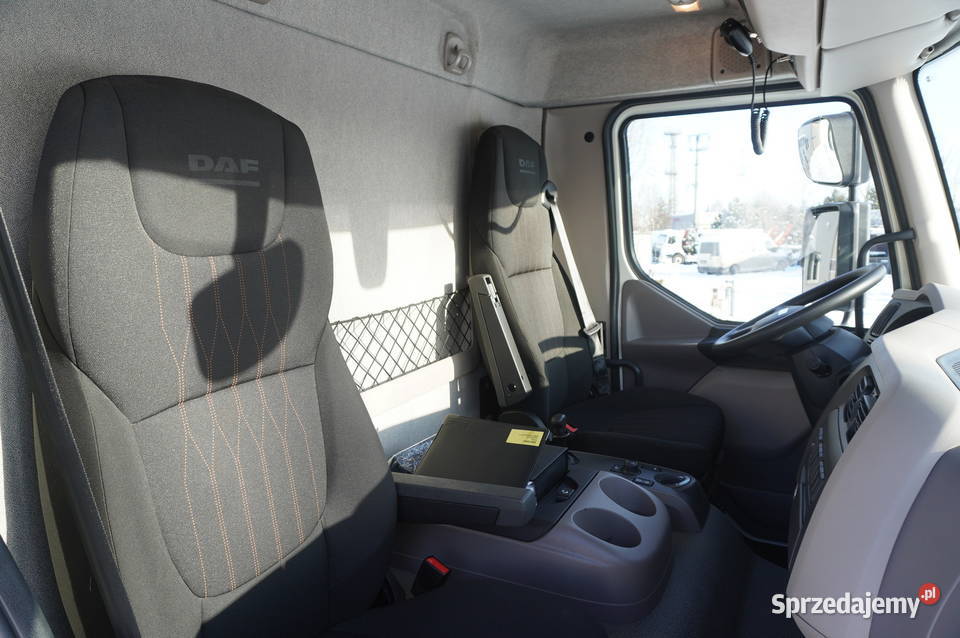 DAF LF 12210 kontener 18 palet z windą 50 małopolskie Kraków