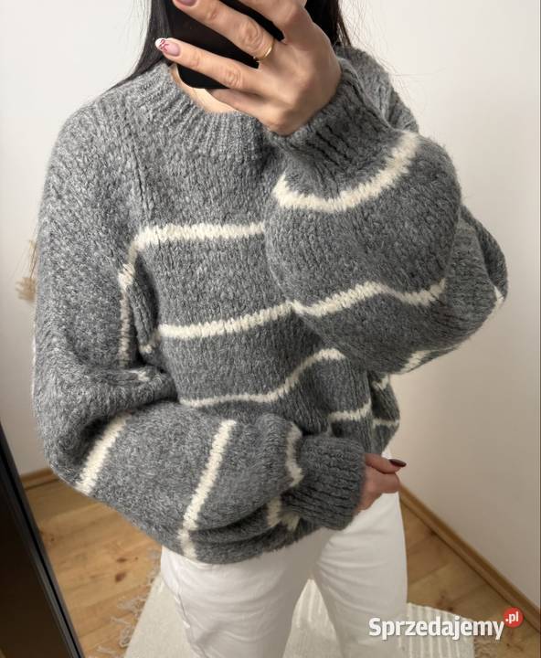 Szary miękki damski sweter szary w białe paski Ostrzeszów