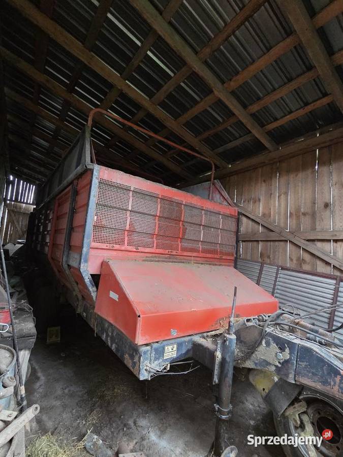 Przyczepa objętościowa deutz fahr f570 Przyczepy rolnicze mazowieckie Wyrąb Karwacki sprzedam