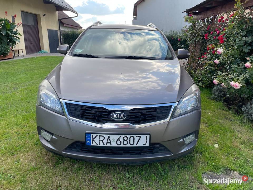 Kia ceed 16 crdi 115 310000km Zalas