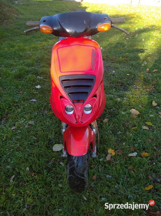 Sprzedam PIAGGIO 2t ciecz Rok produkcji 2000 Solec