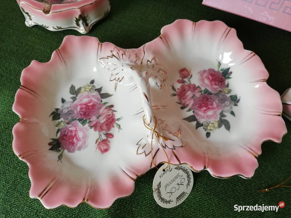 Stulistna róza na porcelanie małopolskie Gorlice