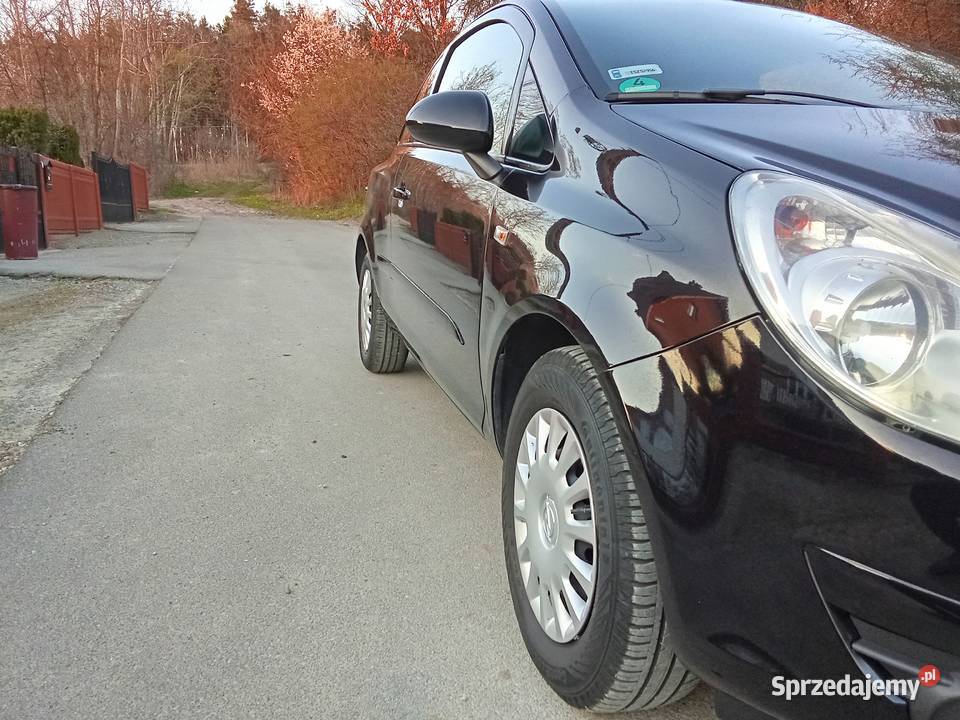 Opel Corsa D Klima 10 Benzyna Super Stan Rok produkcji 2009 Staszów