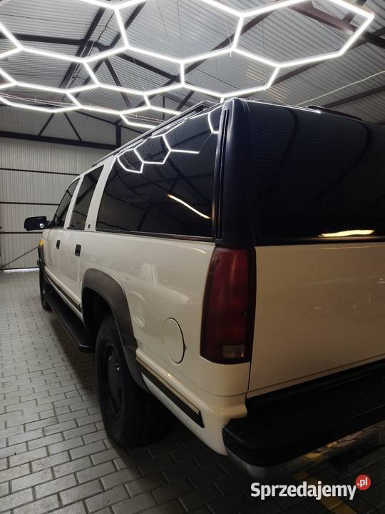 Chevrolet Suburban 57 V8 4x4 Zamość