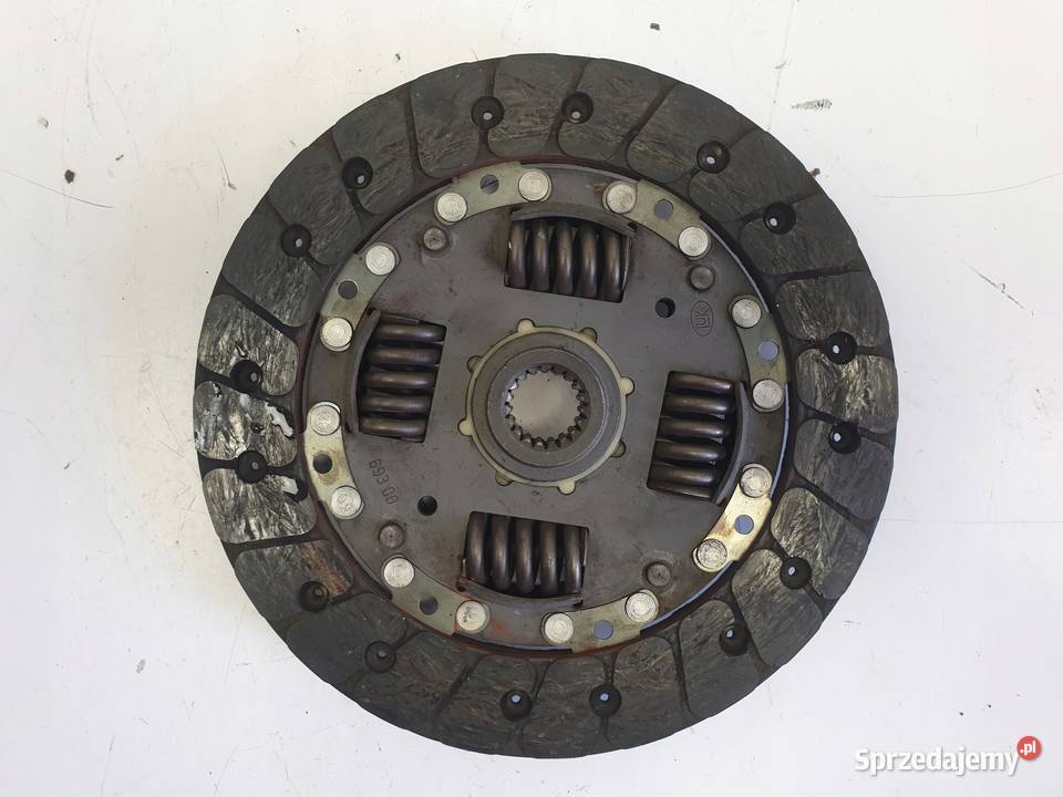 Toyota Yaris I 10 VVTI DOCISK TARCZA DWUMASA kpl