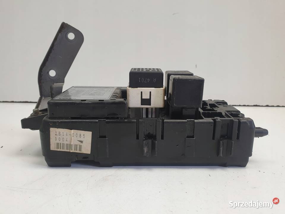 Volvo S40 V40 lift 19 D SKRZYNKA BEZPIECZNIKÓW osobowe sprzedam