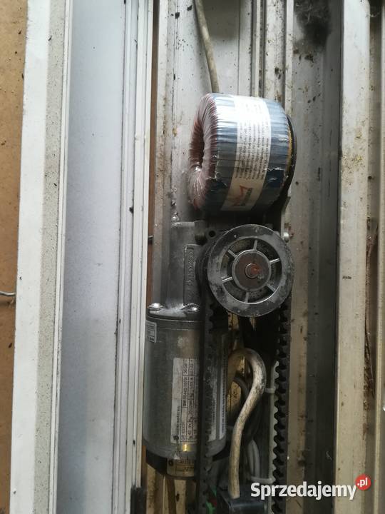 Napęd do drzwi przesuwnych Czułczyce