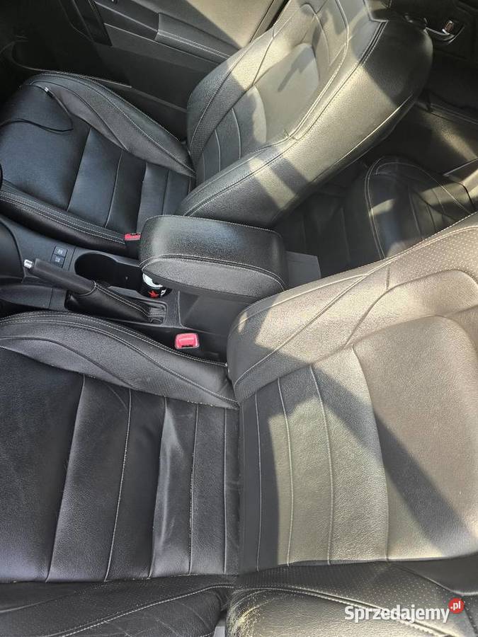 Sprzedam Toyota auris kombi Hybryda Lublin sprzedam