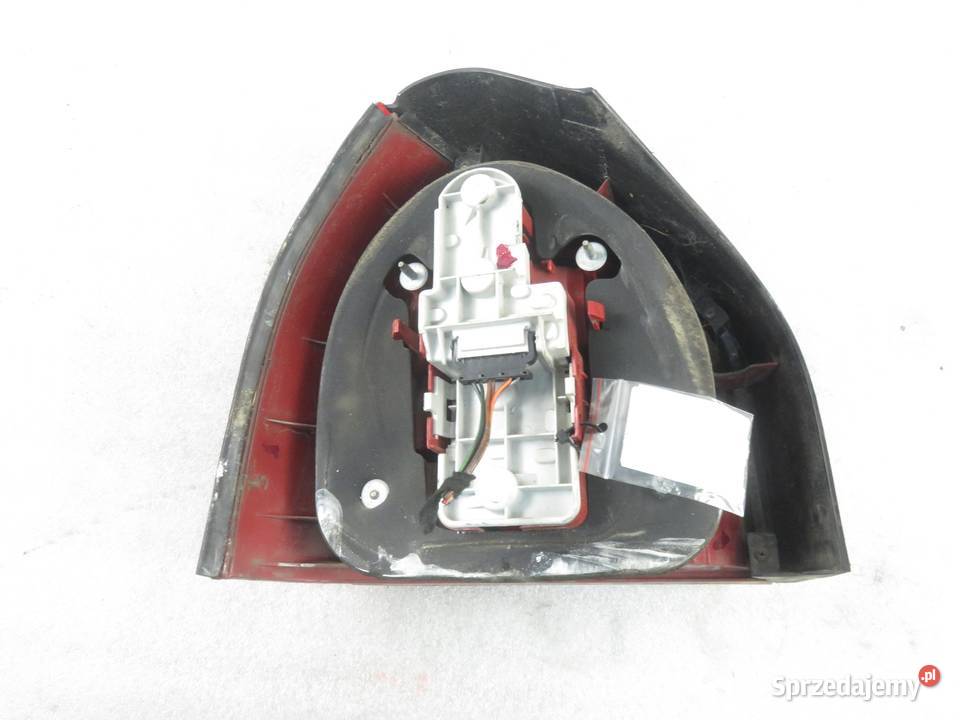 LAMPA PRAWA TYLNA AUDI A3 8L1 osobowe