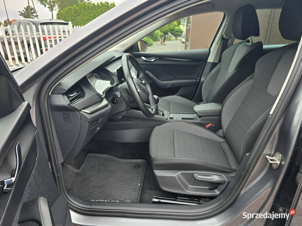 koda Octavia Ambition IV Kombi 20 TDI Salon kurtyny powietrzne Octavia Włocławek