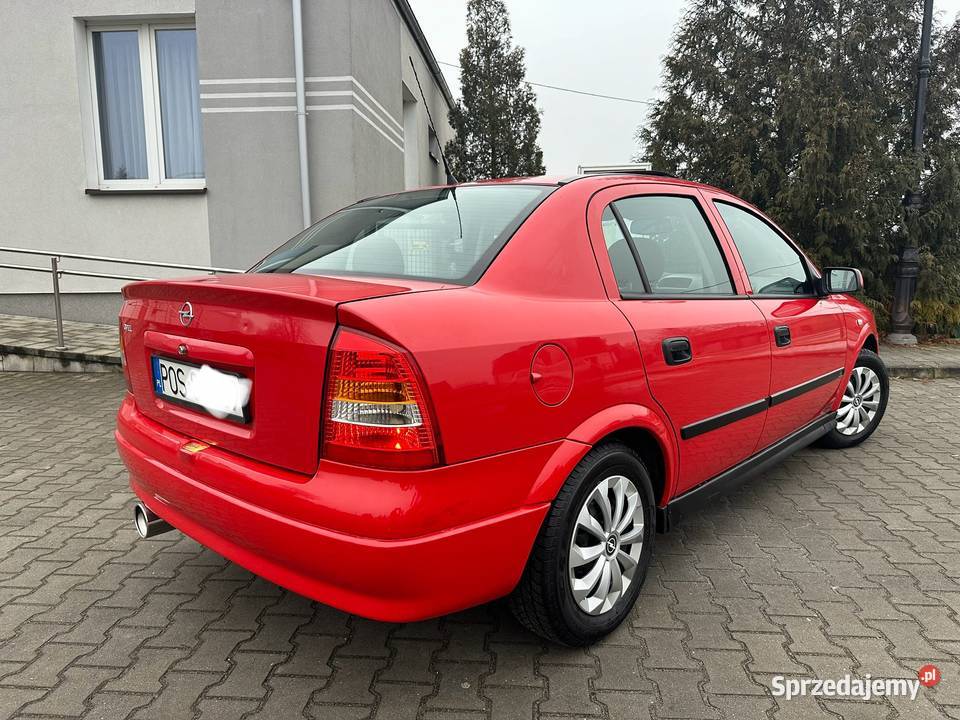 Opel Astra G Classic Sedan Limited Edition 2000 Rok produkcji 2000 Ostrów Wielkopolski
