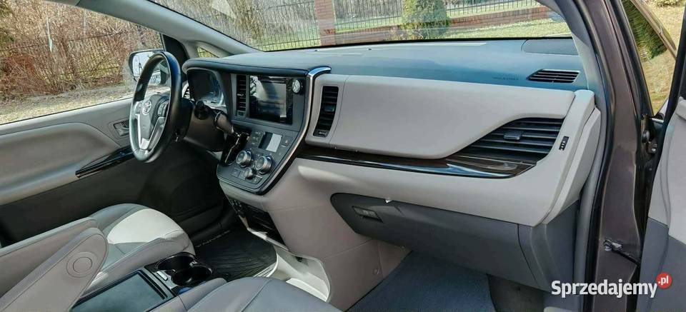 Toyota Sienna 2015 vat23 120 XLE Super stan Płock sprzedam
