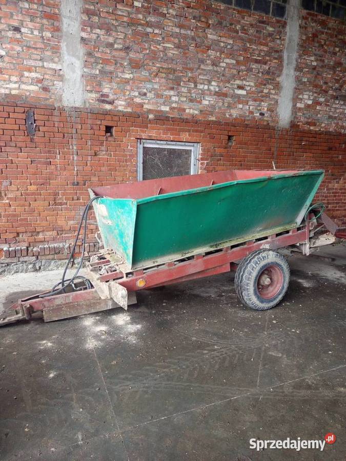 Rozsiewacz wapna rcw 3 na łańcuchach Jutrosin sprzedam