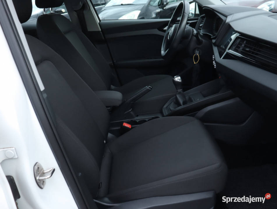 Audi A1 10 TFSI ultra Hatchback A1 Piaseczno sprzedam