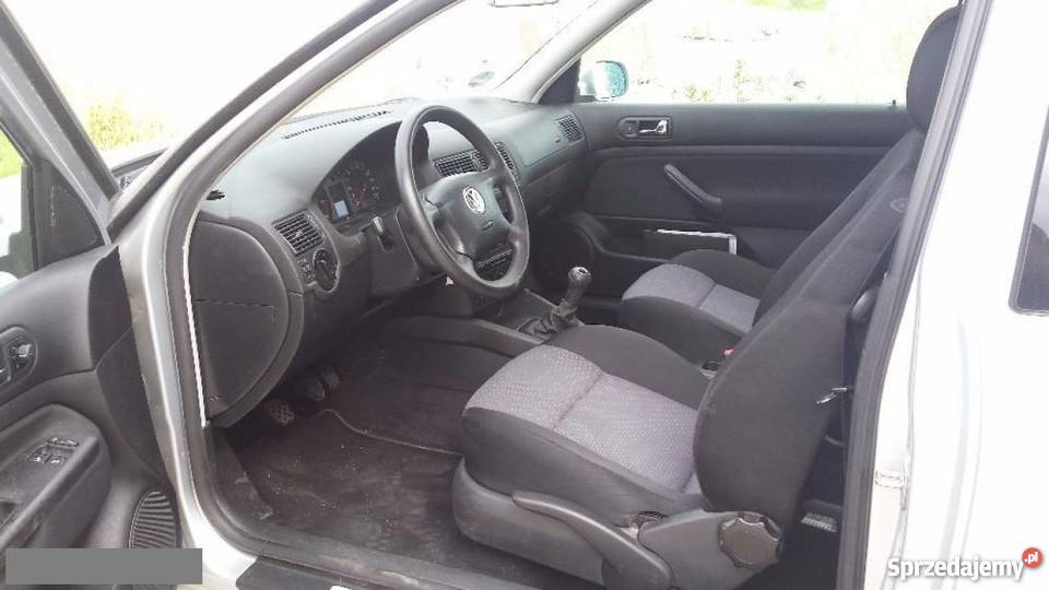 Do sprzedania Volkswagen Golf szary Hatchback Strzegom