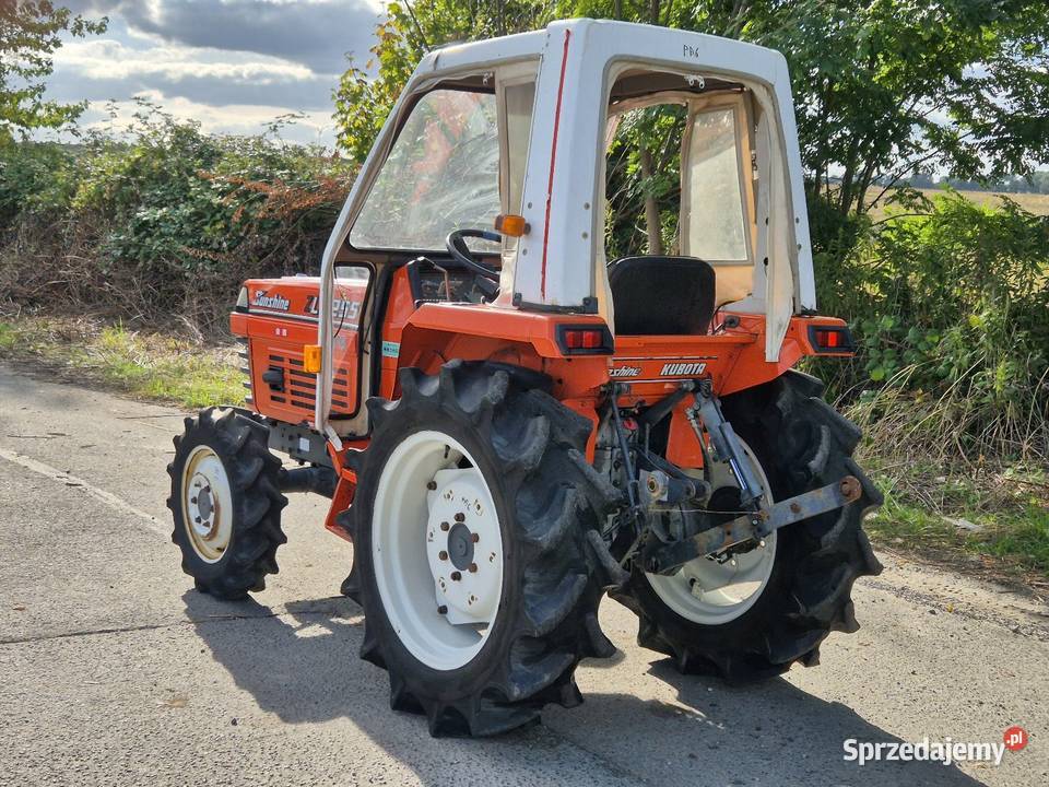 Traktorek traktor KUBOTA ZL1255D 25 44 Napęd 4x4 Małuszyn sprzedam