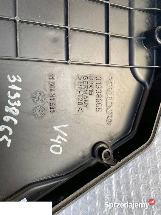 VOLVO V40 V40CC OBUDOWA KOMPUTERA 31338665 Kozubszczyzna sprzedam
