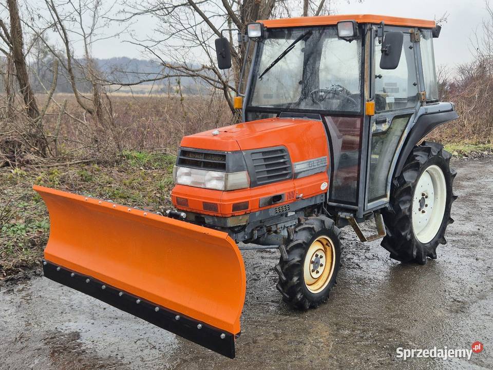 Traktorek traktor KUBOTA GL240D 24 44 Małuszyn sprzedam