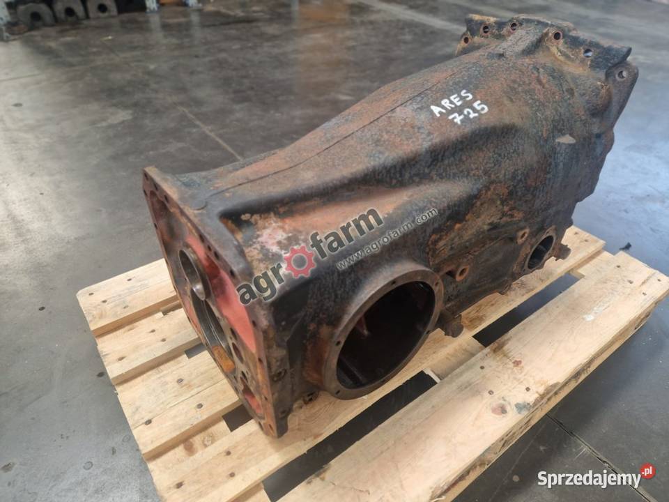 Obudowa skrzyni biegów Claas Ares 720 710 dolnośląskie Byków sprzedam