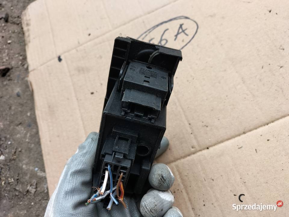 VW GOLF 3 MK3 1H69415322817 WŁĄCZNIK WYŁĄCZNIK Kamień-Kolonia