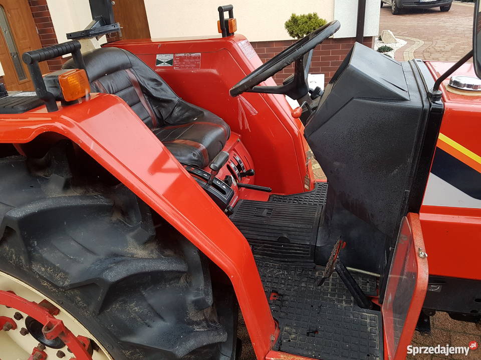 Traktor Ciągnik Rolniczy Yanmar FX 32 D 4x4 Zaczep dolny Milicz